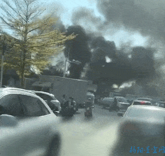 长春网友爆料汽车视频,惊险一幕!汽车失控瞬间引发网友热议 第1张 长春网友爆料汽车视频,惊险一幕!汽车失控瞬间引发网友热议 第1张