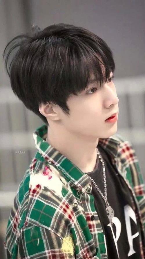 爆料刘耀文吃瓜视频下载,揭秘娱乐圈幕后真相 第1张 爆料刘耀文吃瓜视频下载,揭秘娱乐圈幕后真相 第1张